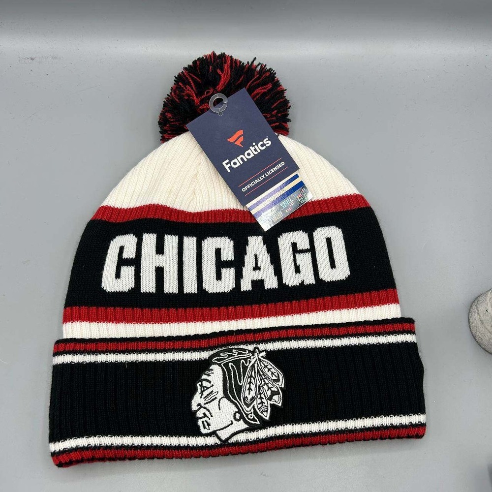 Chicago Blackhawks NHL Hat Men Black Fanatics Cuffed Beanie Pom Pom Cap New